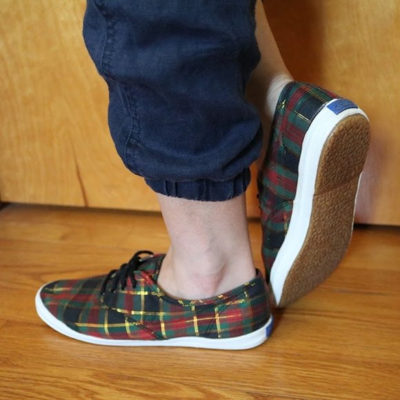 KEDS Vintage Christmas Plaid Sneakers Retro 90s Holiday - Size 8 - Picture 13 of 16